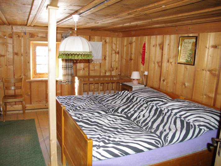 Ferienhaus für 6 Personen, mit Terrasse in Safiental