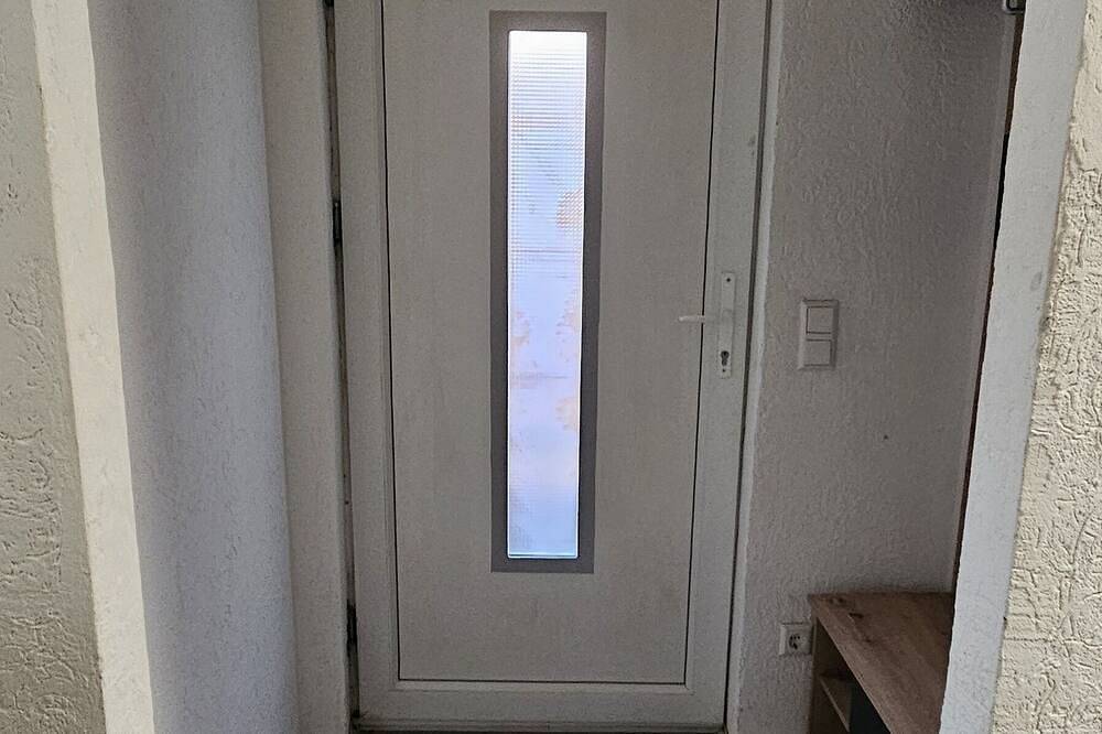 Ganze Wohnung, Renoviertes ruhiges Gartenapartment in Ketsch, Rheinebene