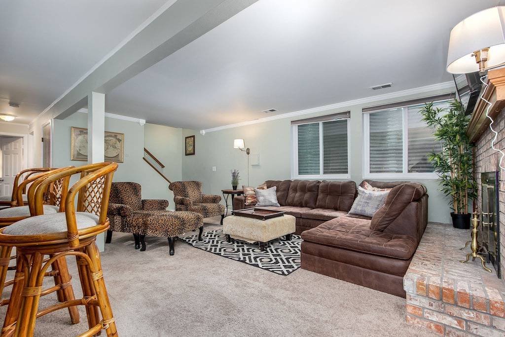 ★Special★ 4Bd2Ba Updated Near Lake & Red Rocks in Ken Caryl, Jefferson County