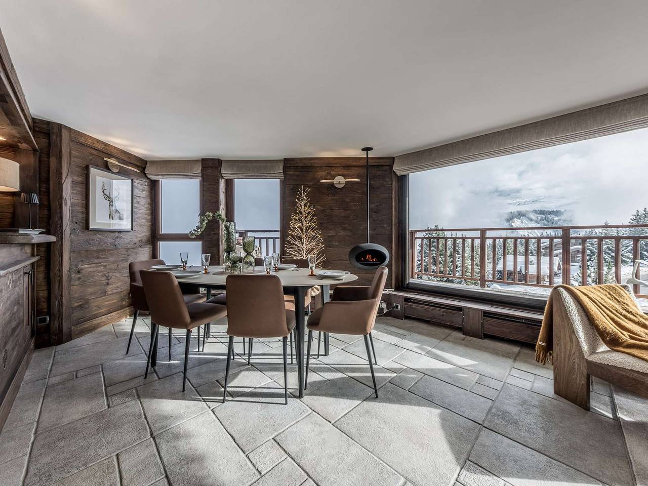 Geheel appartement, Courchevel 1850 - Sleeps 6, Ski-in/Ski-out, Wi-Fi, Parking in Courchevel 1850, Saint-Bon-Tarentaise