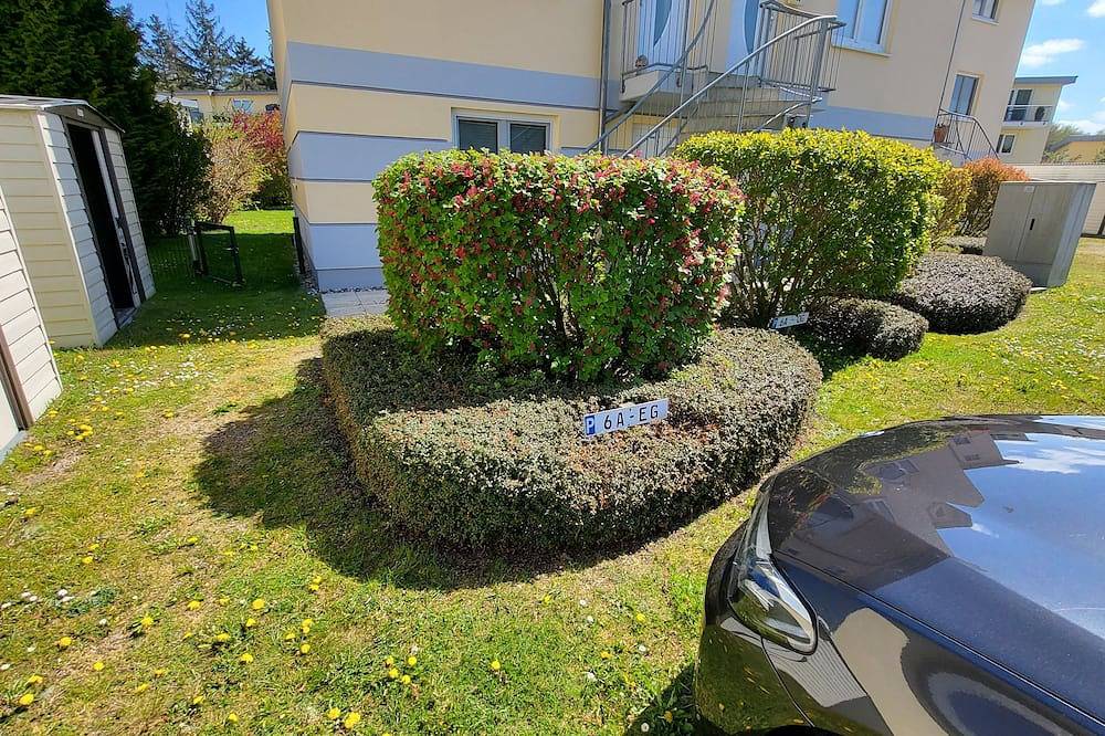 Entire apartment, Cozy vacation apartment in the countryside with garden and terrace in Gelbensande, Rostock and Surroundings