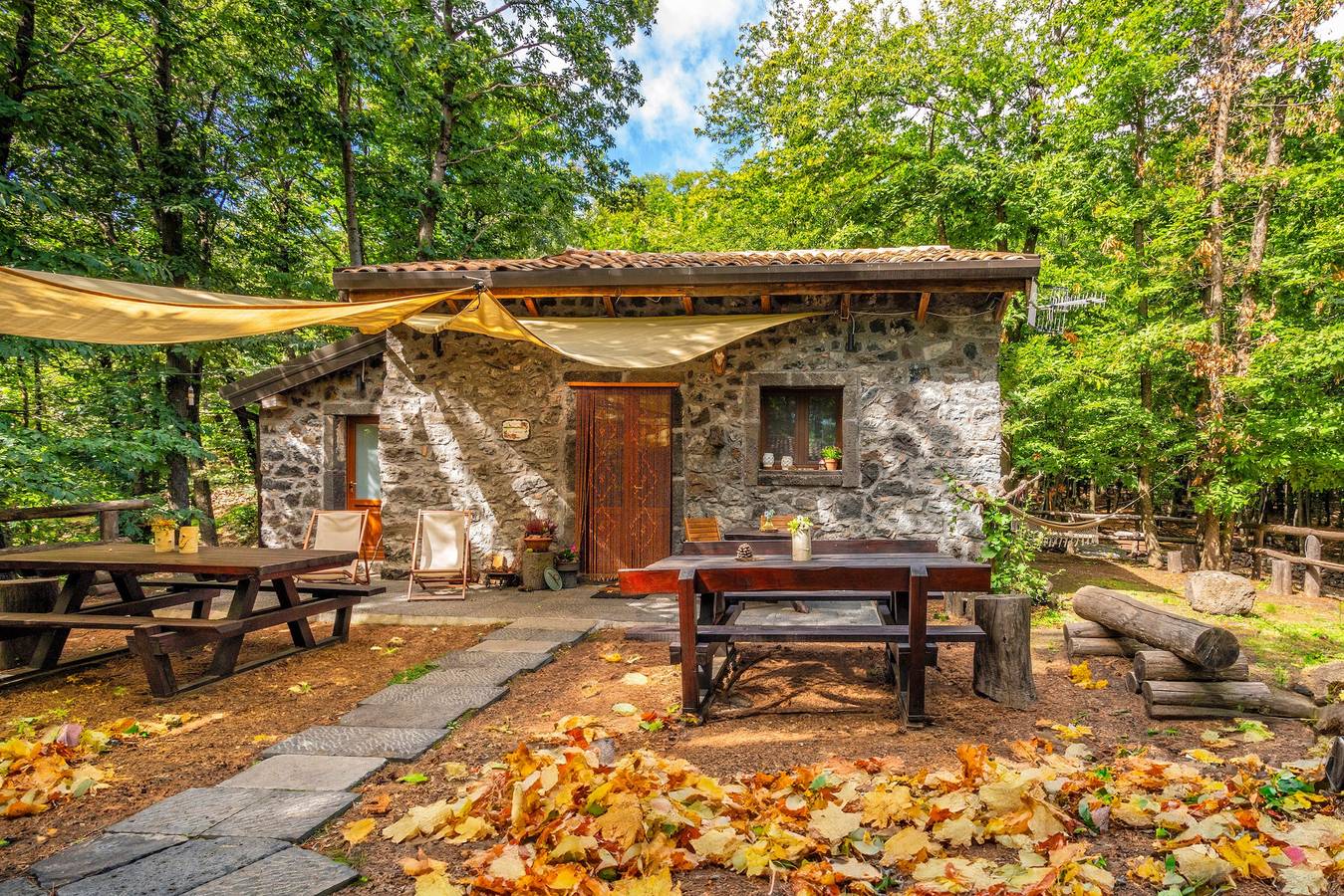 Chalet "Casa U Parmento" nel Parco Naturale dell'Etna con giardino e terrazza in Linguaglossa, Etna