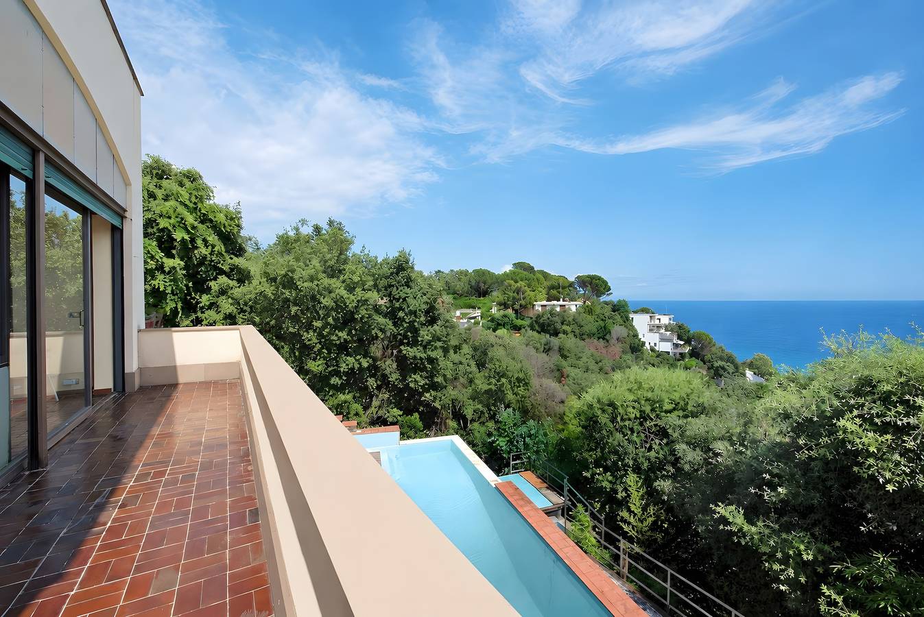 Villa Roberta – Pool, Garden, Wifi & Private Parking, Privacy in the Pinewood in Arenzano, Riviera di Ponente