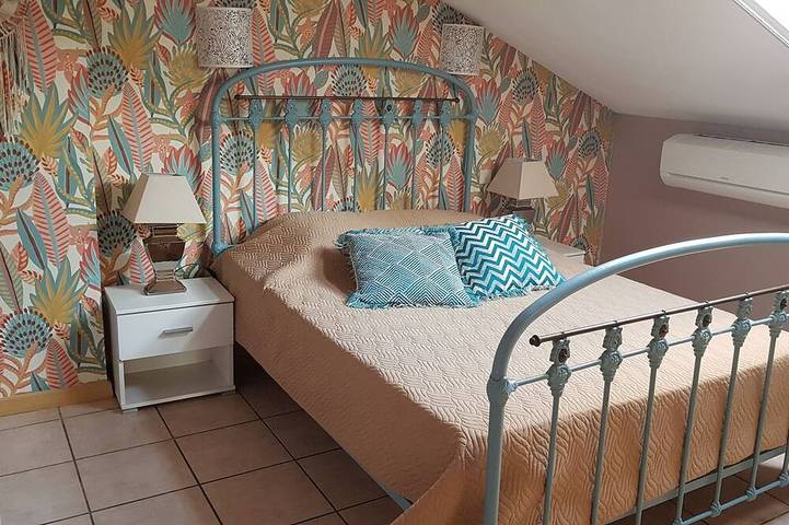 Gite 14prs , piscine,  climatisation   La Roseraie in Duravel, Quercy