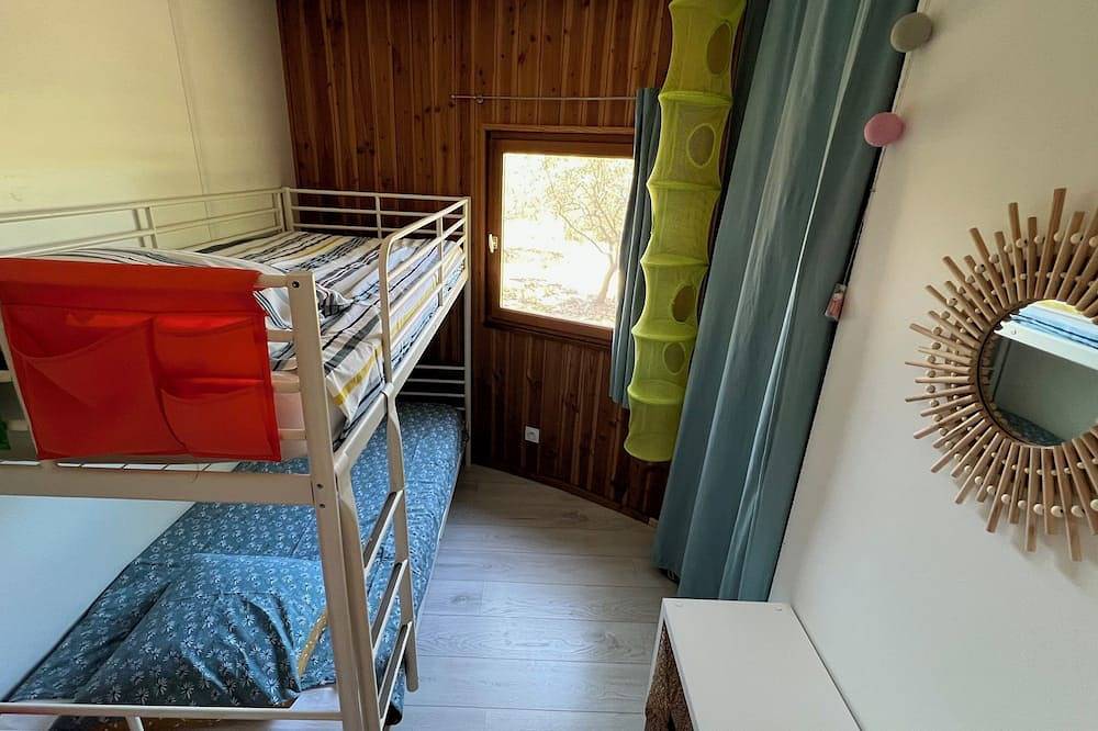 Chalet Dans Plusieurs Hectares de Nature Avec Piscine Privée in Barjols, Región Brignoles