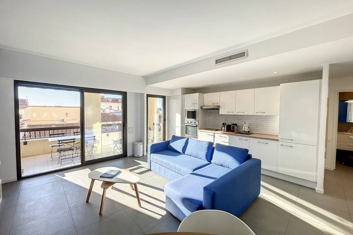 Gîte pour 3 personnes, avec terrasse, adapté aux familles dans Cinema Les Arcades Ales - 2