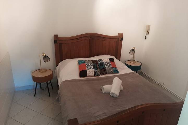 Ganze Wohnung, Sehr geräumige Wohnung in einer Villa in Ajaccio, Ajaccio und Umgebung