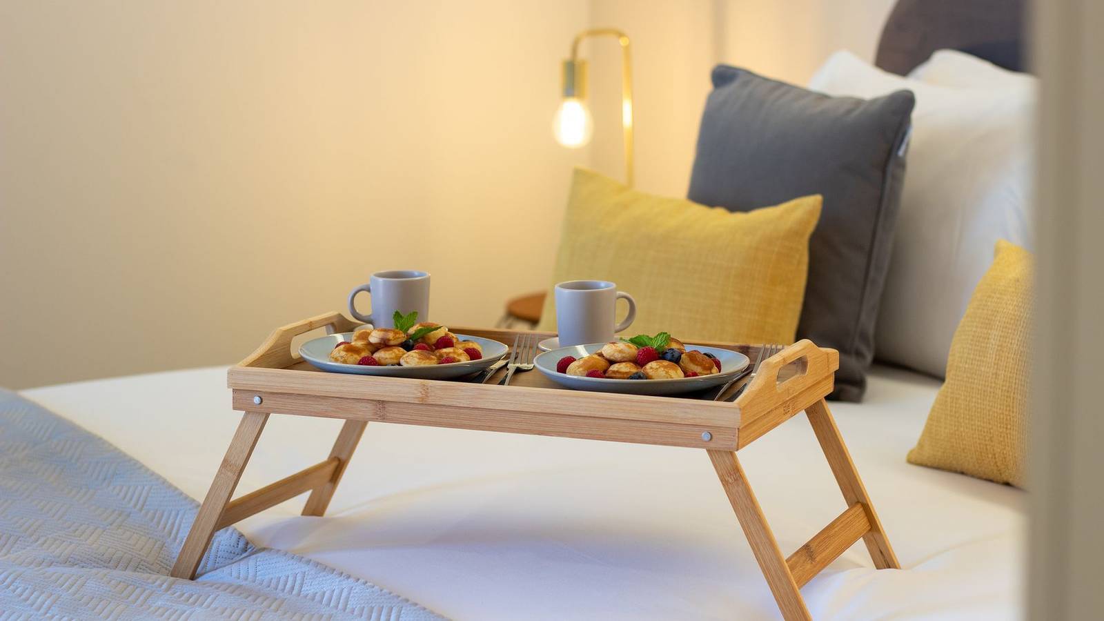 Central Gaia 1Br Flat w/ Balcony by Lovelystay, foto 14