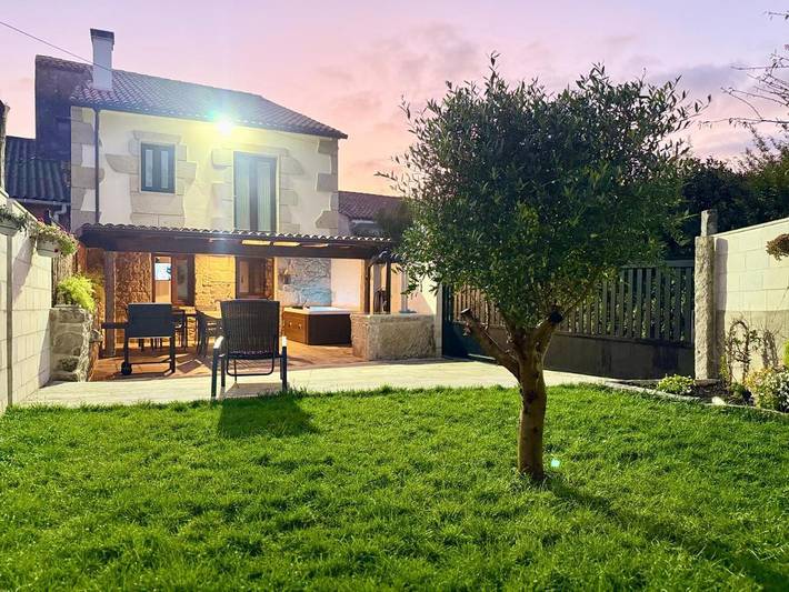 Ferienhaus für 11 Personen, mit Ausblick und Garten, mit Haustier - 1