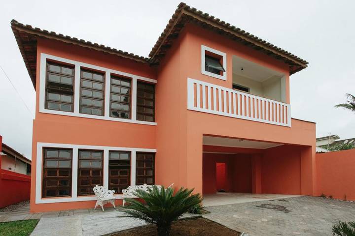 Casas e apartamentos de temporada para 12 pessoas, com jardim, com animais de estimação no Litoral Sul de São Paulo