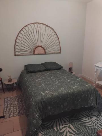 Location de vacances pour 4 personnes, avec jardin à Le Vanneau-Irleau