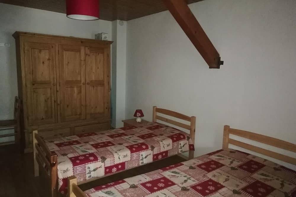 Ganze Wohnung, Hervorragende 2-Zimmer-Wohnung (1 Schlafzimmer) + Zwischengeschoss ...... am Fuße der Piste! in Lanslevillard, Region Saint-Jean-de-Maurienne