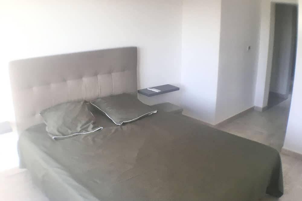 Appartement entier, Large Duplex Apartment, panoramic view. quiet . in Abbartello, Olmeto