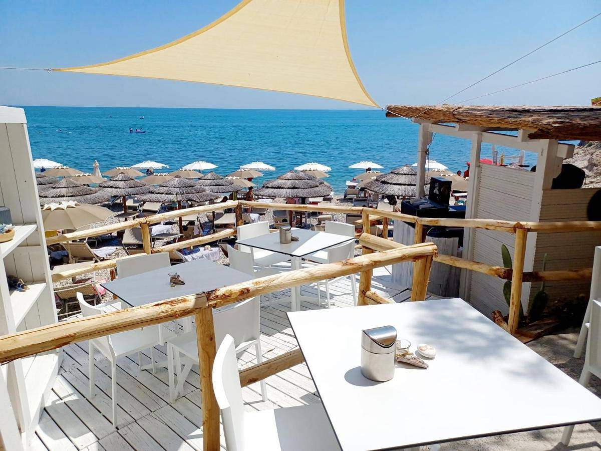 Apulia Hotel Baia dei Faraglioni Resort in Baia dei Mergoli o delle Zagare - Sud, Mattinata