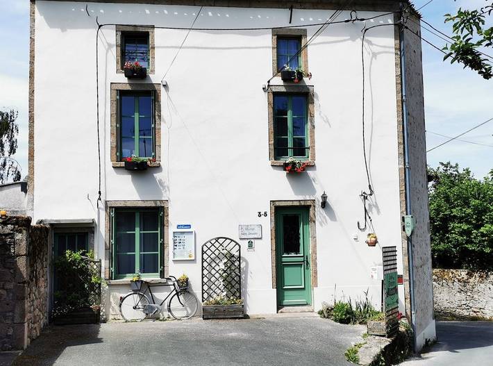Gîte pour 4 personnes, avec sauna ainsi que jardin et jacuzzi