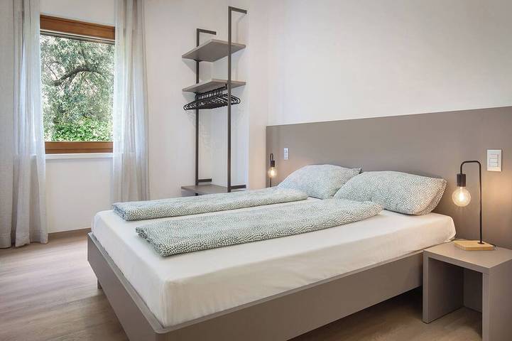 Ferienhaus für 11 Personen, mit Whirlpool und Sauna sowie Balkon und Garten in Malcesine - 2