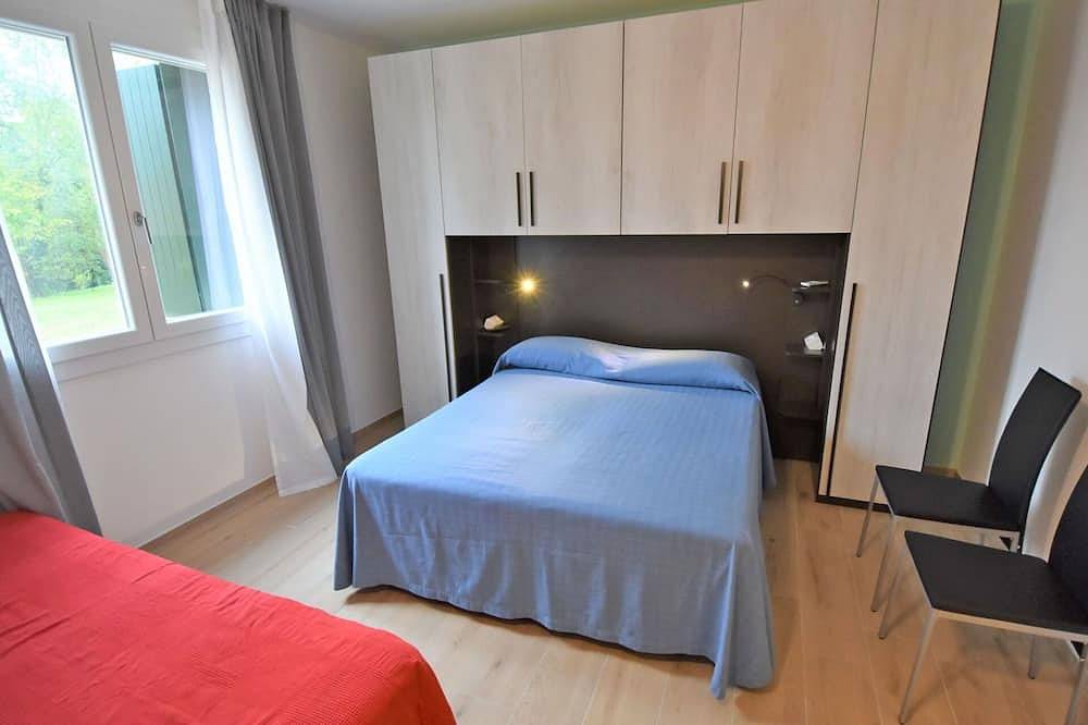 Wonderful private villa for 6 people with pool, Wifi, A/C, Tv, balcony and parking in Malcontenta, Mira