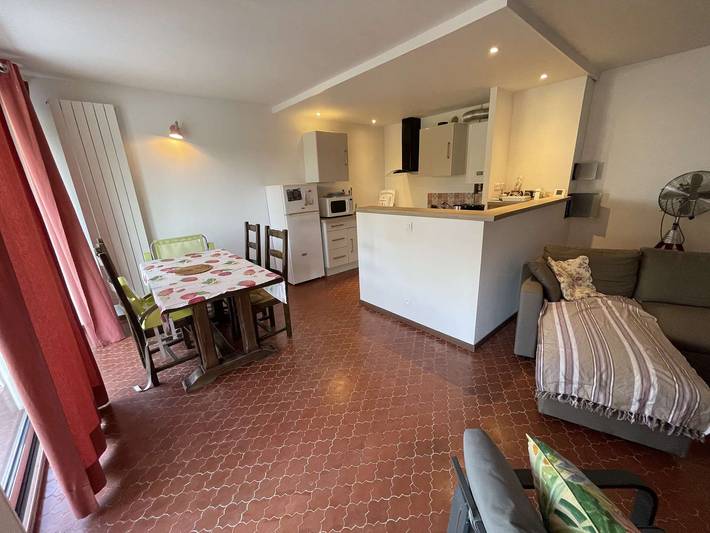 Ganze Ferienwohnung, Im Herzen des Hafens von Saint-Mandrier, Schwimmbad, tennis, Charme und Komfort in Saint-Mandrier-sur-Mer, Mittelmeerküste (Frankreich)