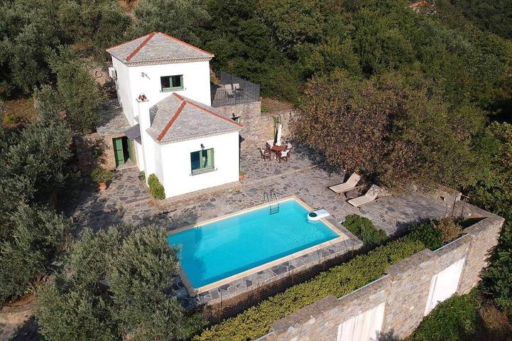Villa for 4 people, with balcony and garden in Skopelos