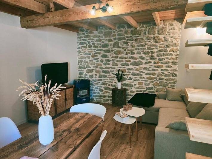 Gîte pour 2 personnes, avec vue, animaux acceptés à Roullens