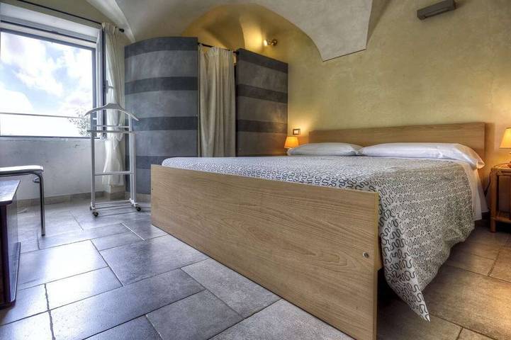 Appartamento intero, Accogliente appartamento "La Piazzetta" in struttura con giardino e piscina in Civezza, Riviera di Ponente