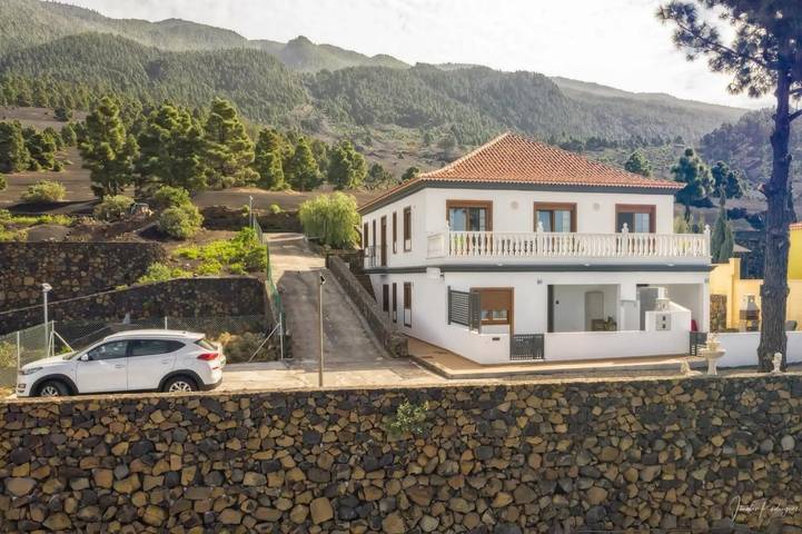 Apartamento entero, Apartamento 'Cerca Nueva B1' con vistas al mar, Wi-Fi y aire acondicionado in El Paso, La Palma Sur