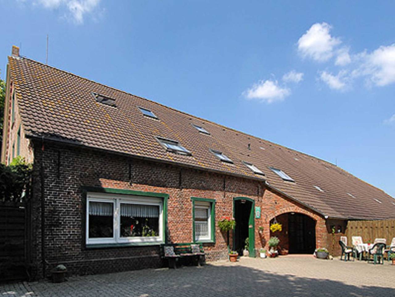 Ganze Ferienwohnung, Wiesenhof Nordsee in Hartward bei Bensersiel - Ferienwohnung 1 in Hartward, Neuharlingersiel