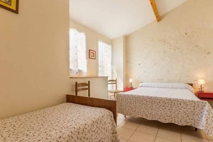 Gîte pour 9 personnes, avec jardin et jacuzzi à Saint-Père-en-Retz - 4