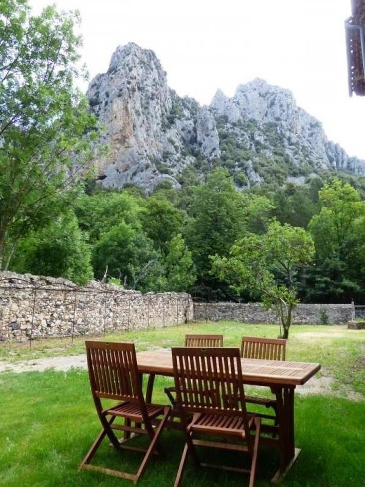 Gîte pour 7 personnes, avec terrasse, animaux acceptés