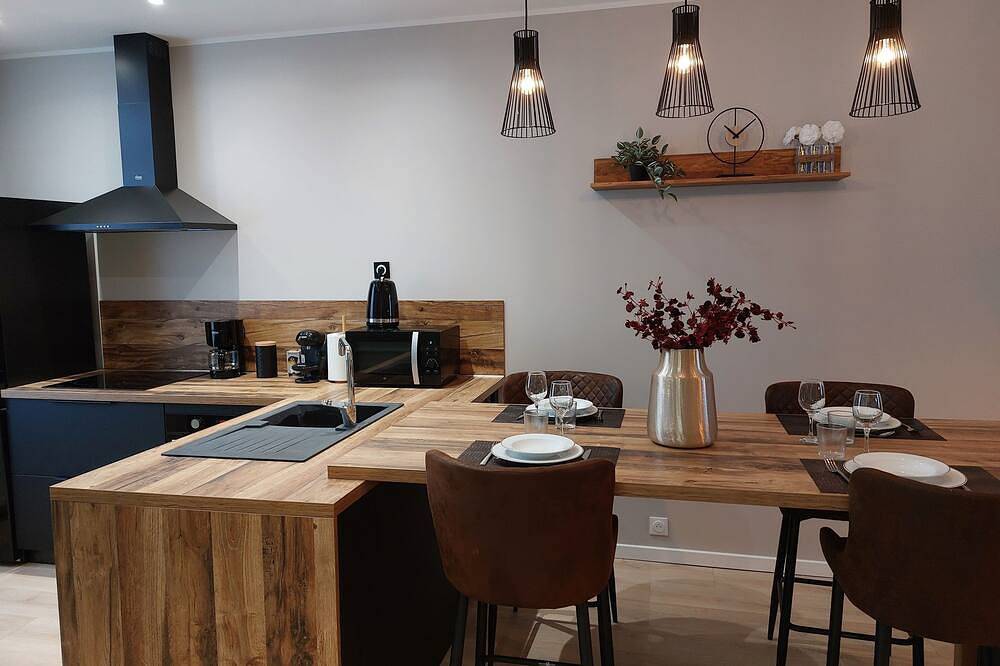 Entire apartment, B As in... Forest walk in Saint-Amand-les-Eaux, Valenciennes region