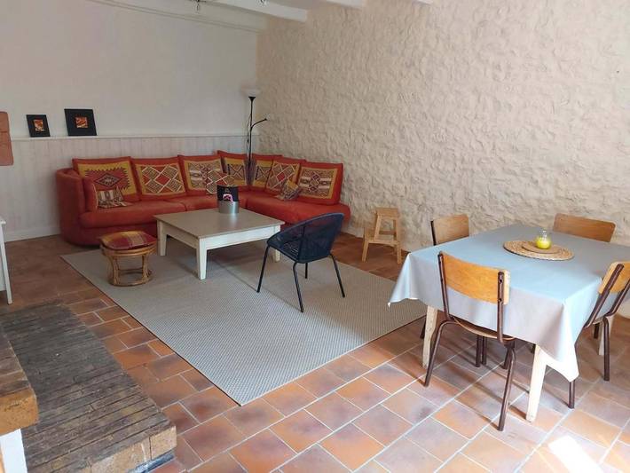 Location de vacances pour 5 personnes, avec jardin et vue à Marnay - 4
