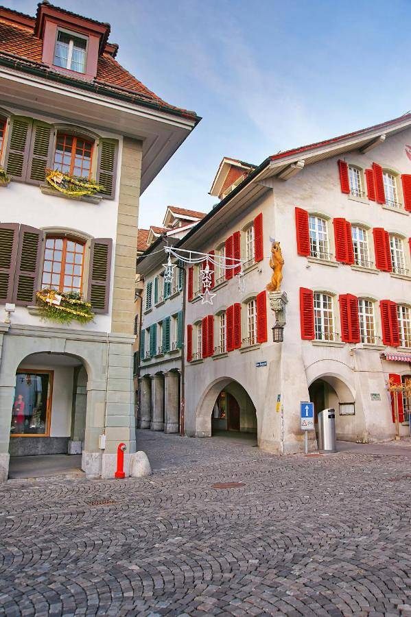 Hôtel pour 2 personnes, avec Terrasse ainsi que Jardin et Vue à Thun - 2