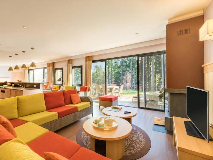 Gîte pour 12 personnes, avec jardin et sauna
