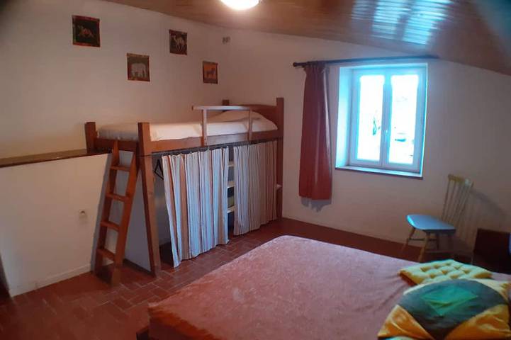 Location de vacances pour 7 personnes, avec terrasse et piscine à Saint-Paul-le-Jeune - 4