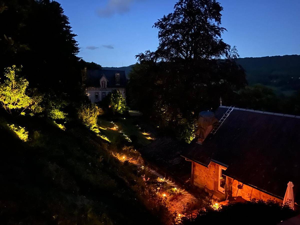 Haras de la Cère et ses chevaux in Polminhac, Région d'Aurillac
