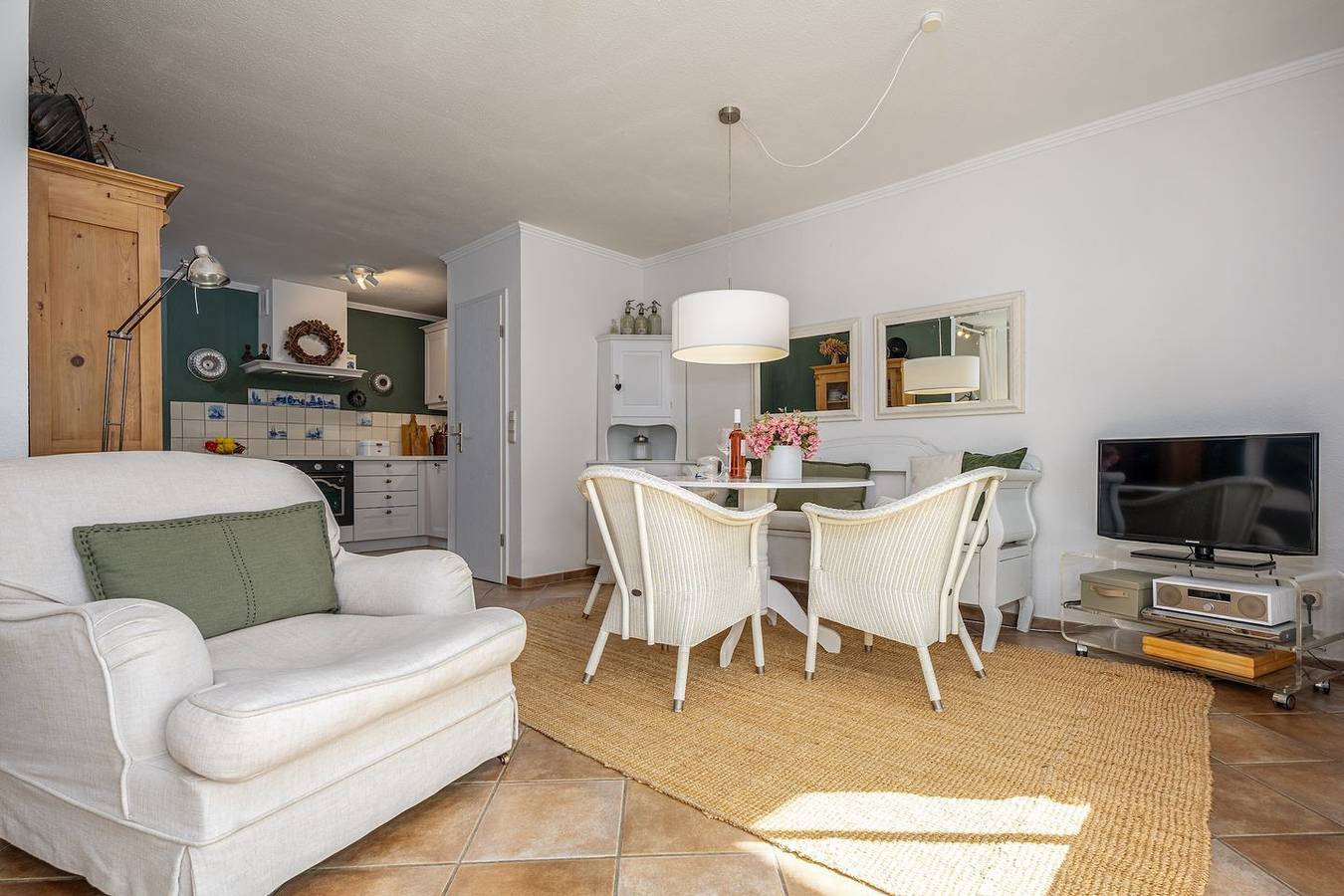 Ganze Wohnung, Romantisch und ruhig gelegen am Bodden- Ferienwohnung Wildrose in Wieck am Darß, Fischland - Darß - Zingst