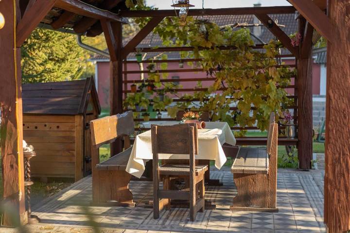 Maison d’hôte pour 4 personnes, avec jardin ainsi que sauna et jacuzzi dans Slavonie - 4