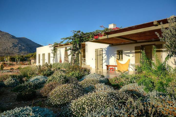 Villa for 8 people, with garden and terrace - 1