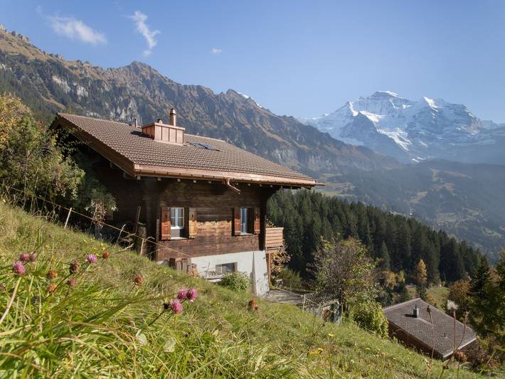 Ferienhaus für 5 Personen, mit Balkon und Terrasse sowie Garten in Lauterbrunnen