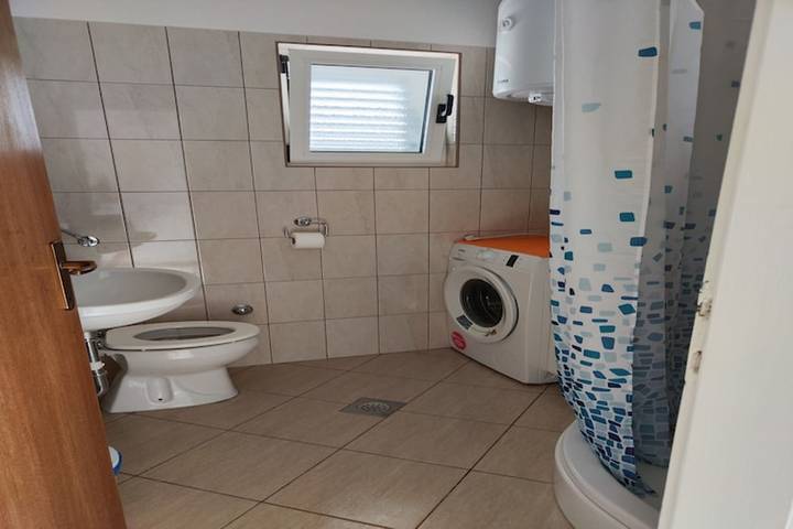 Holiday Home Maja - Four Bedroom Holiday Home with Terrace and Sea View in Maslinica, Solta