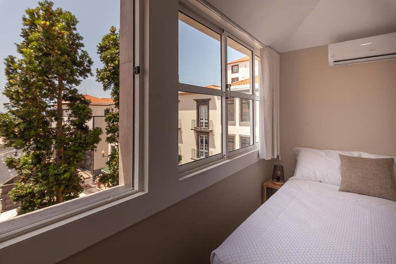Single Room with Private Bathroom in Funchal (Sé), Île de Madère