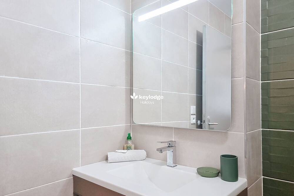 Entire apartment, Ecrin salé – Renovated T2 64 m2 – Etang-Salé in L'Étang-Salé, La Réunion