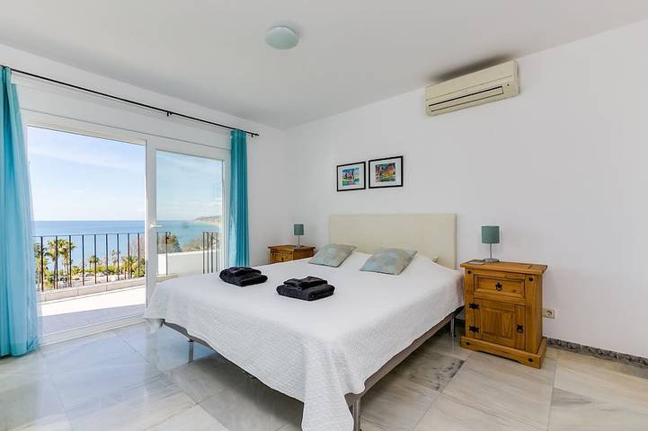 Finca für 13 Personen, mit Garten und Pool sowie Balkon und Whirlpool in Casares - 3