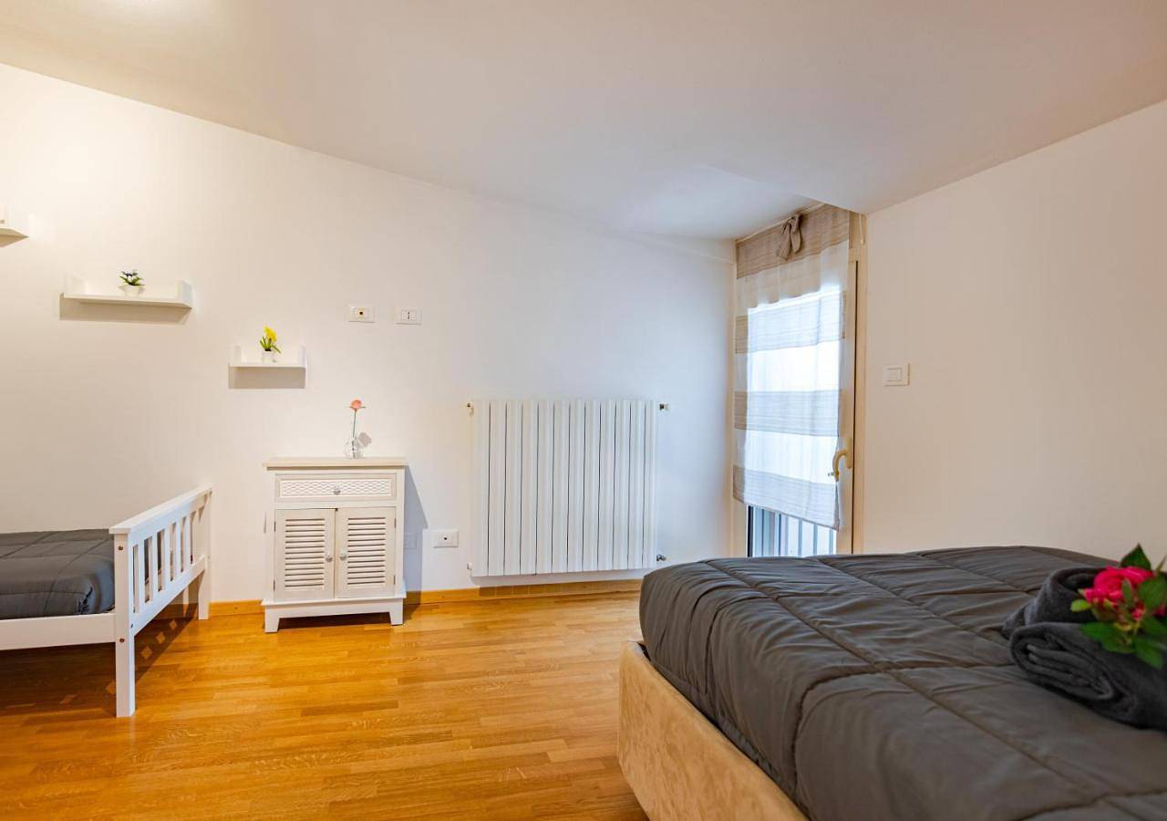 Three-Bedroom Villa in Livorno, Costa degli Etruschi