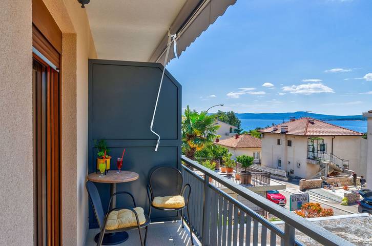 Ferienwohnung für 2 Personen, mit Balkon in Crikvenica