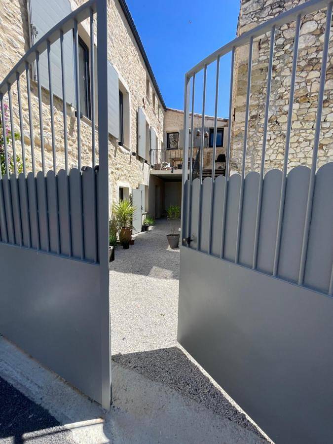 Gîte pour 3 personnes, avec piscine et jardin à Sainte-Anastasie - 4