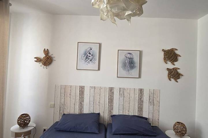 Apartamento entero, Apartamento-Baño privado con bañera-Confortable-Terraza-L'Appart in L'Aiguillon-sur-Mer, L'Aiguillon-la-Presqu'île