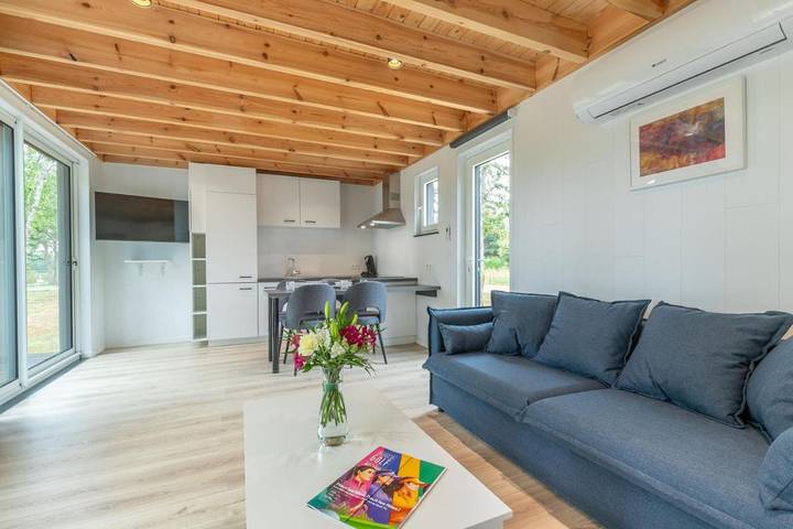 Location de vacances pour 4 personnes, avec terrasse à Neuvy-sur-Barangeon - 2