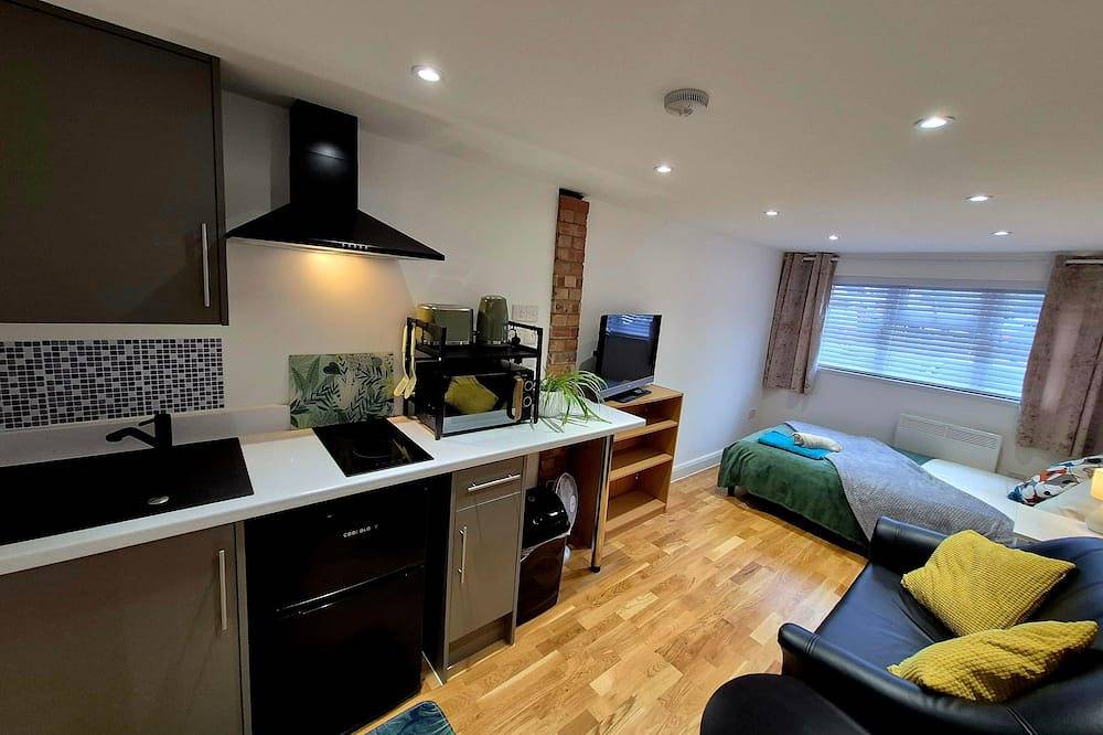 Ganze Wohnung, Your London Escape - Cosy Studio w parking in London, Südostengland