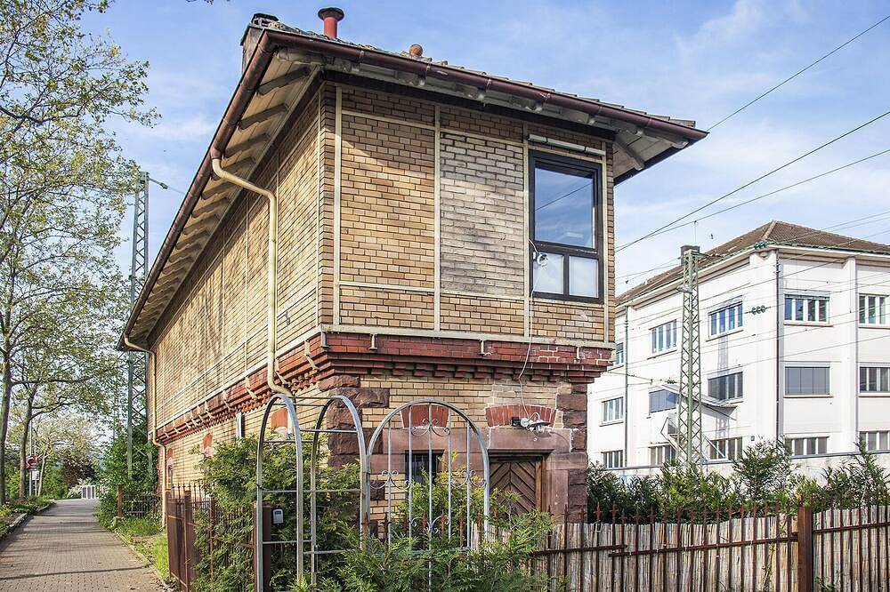 ※Historisches Stellwerk|Boxspringbett|90qm|Zentral※ in Lörrach, Südschwarzwald